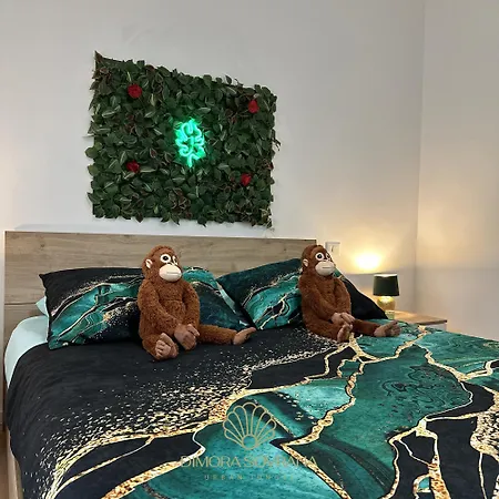 Dimora Sovrana - Urban Jungle Apartamento *