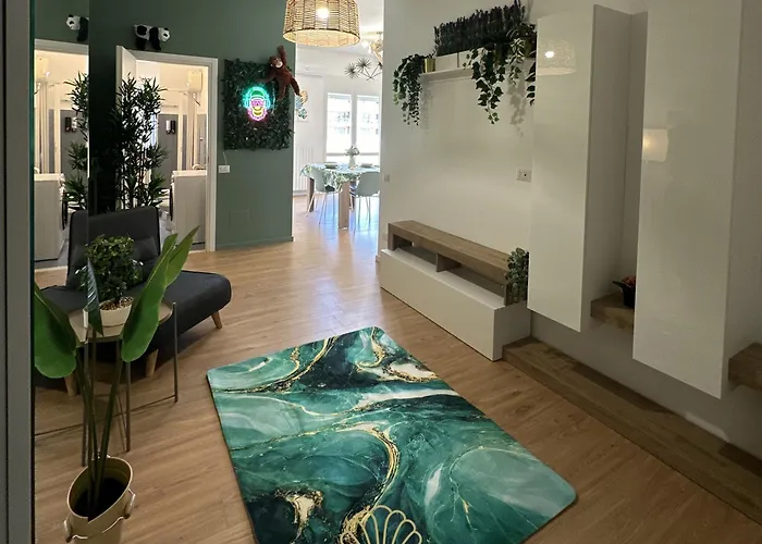 Dimora Sovrana - Urban Jungle Apartment *