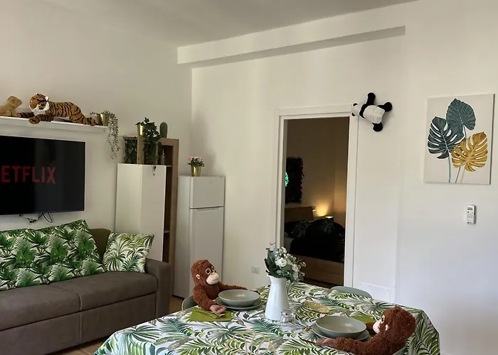 Apartment Dimora Sovrana - Urban Jungle