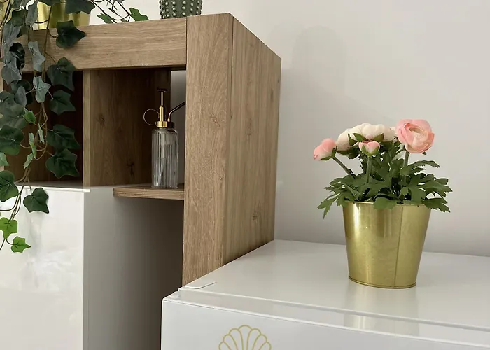 Dimora Sovrana - Urban Jungle Apartment *